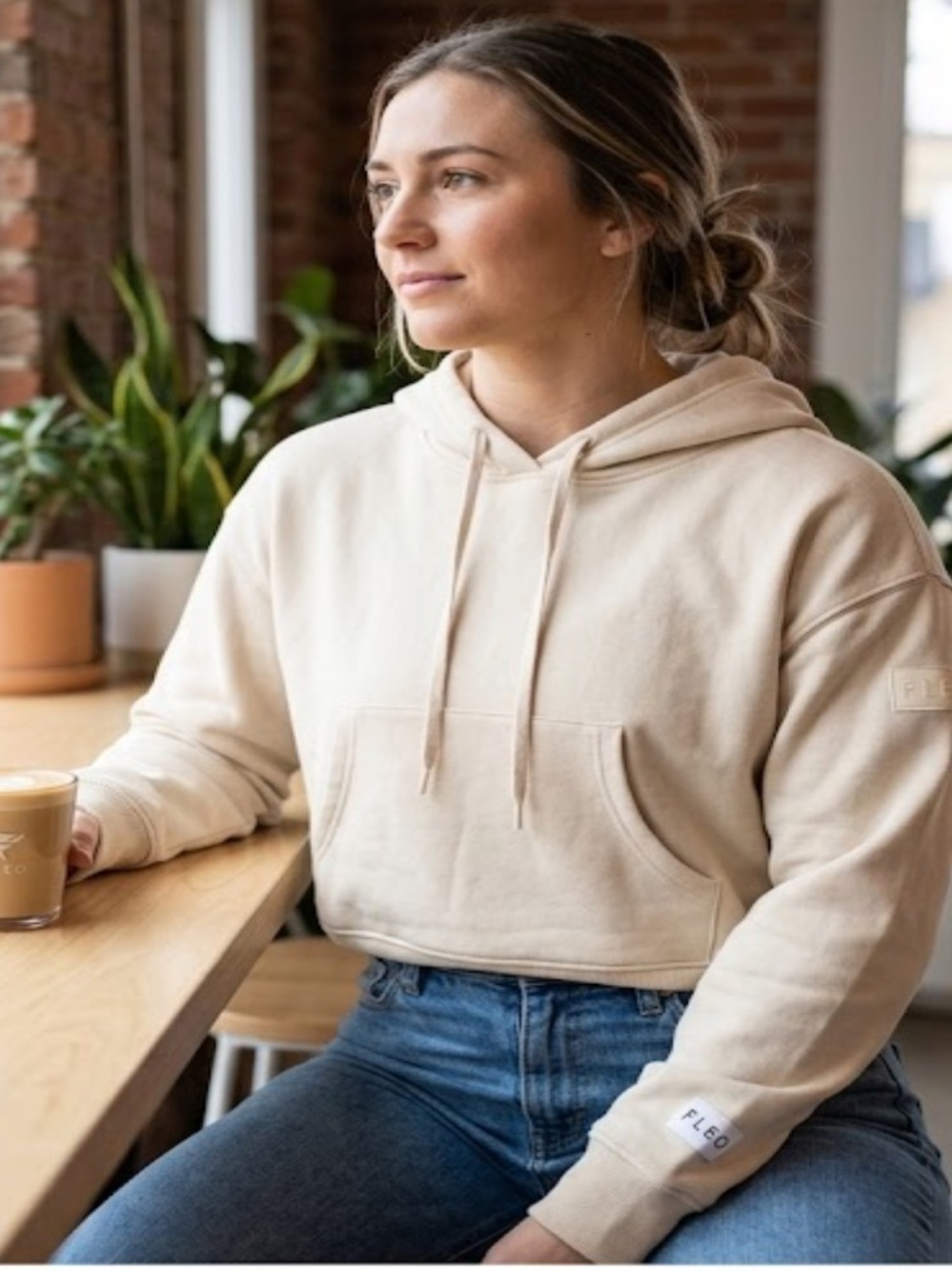 Fleo Cream Cropped Hooded Sweatshirt
